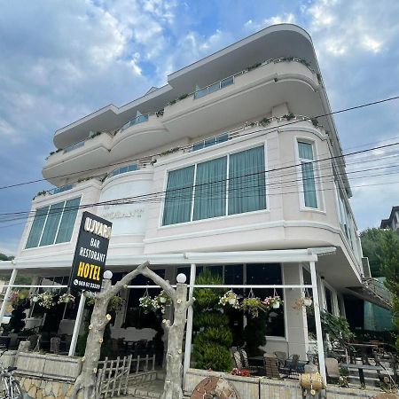 Hotel Ujvara Belsh Exteriér fotografie