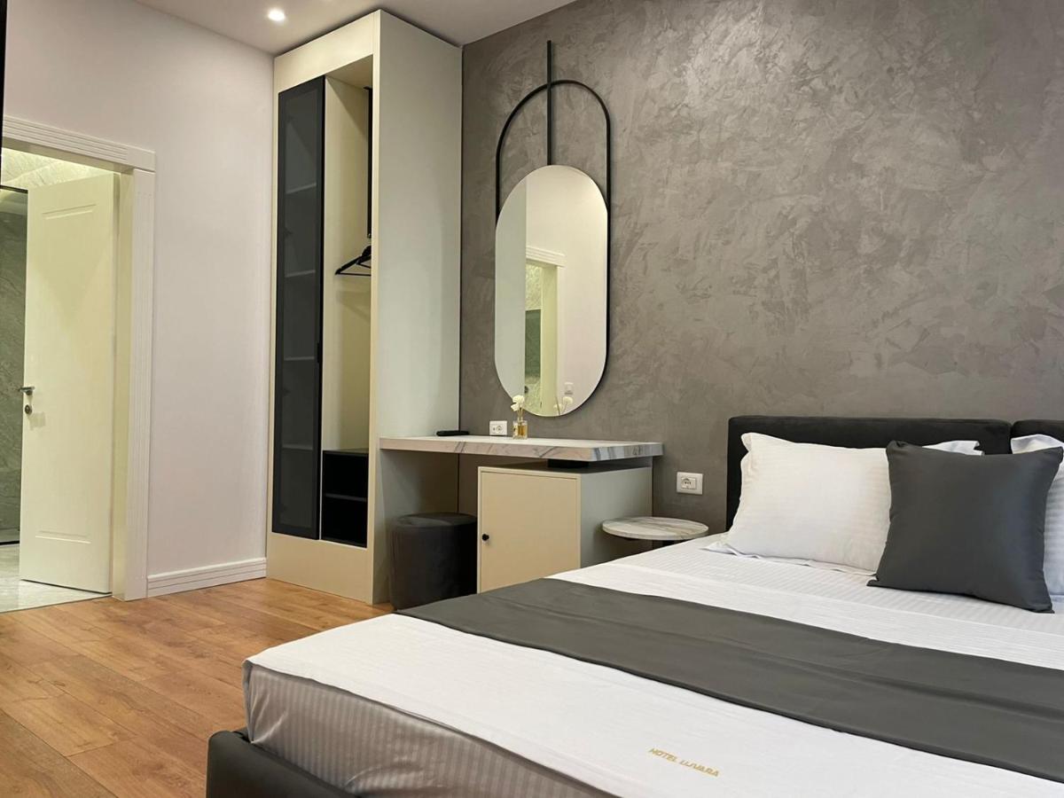 Hotel Ujvara Belsh Exteriér fotografie